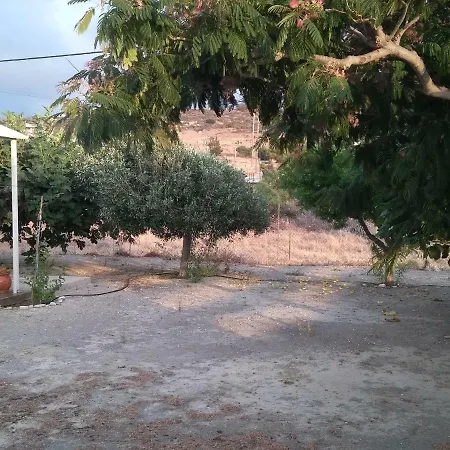 Garden House, Kalamaki